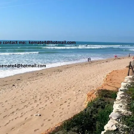 Charmant Sur Front De Mer Avec Piscine